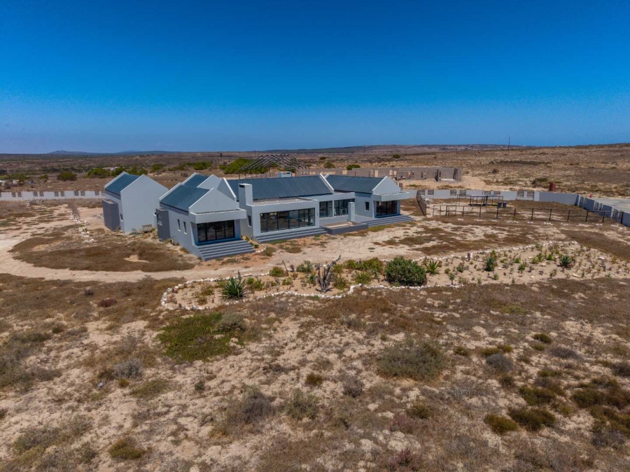 3 Bedroom Property for Sale in Oliphantskop Western Cape